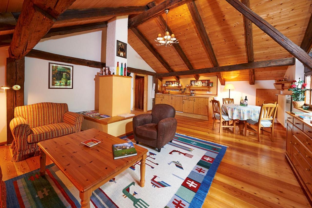 Ferienapartments Gutshof Brandis Lana Extérieur photo